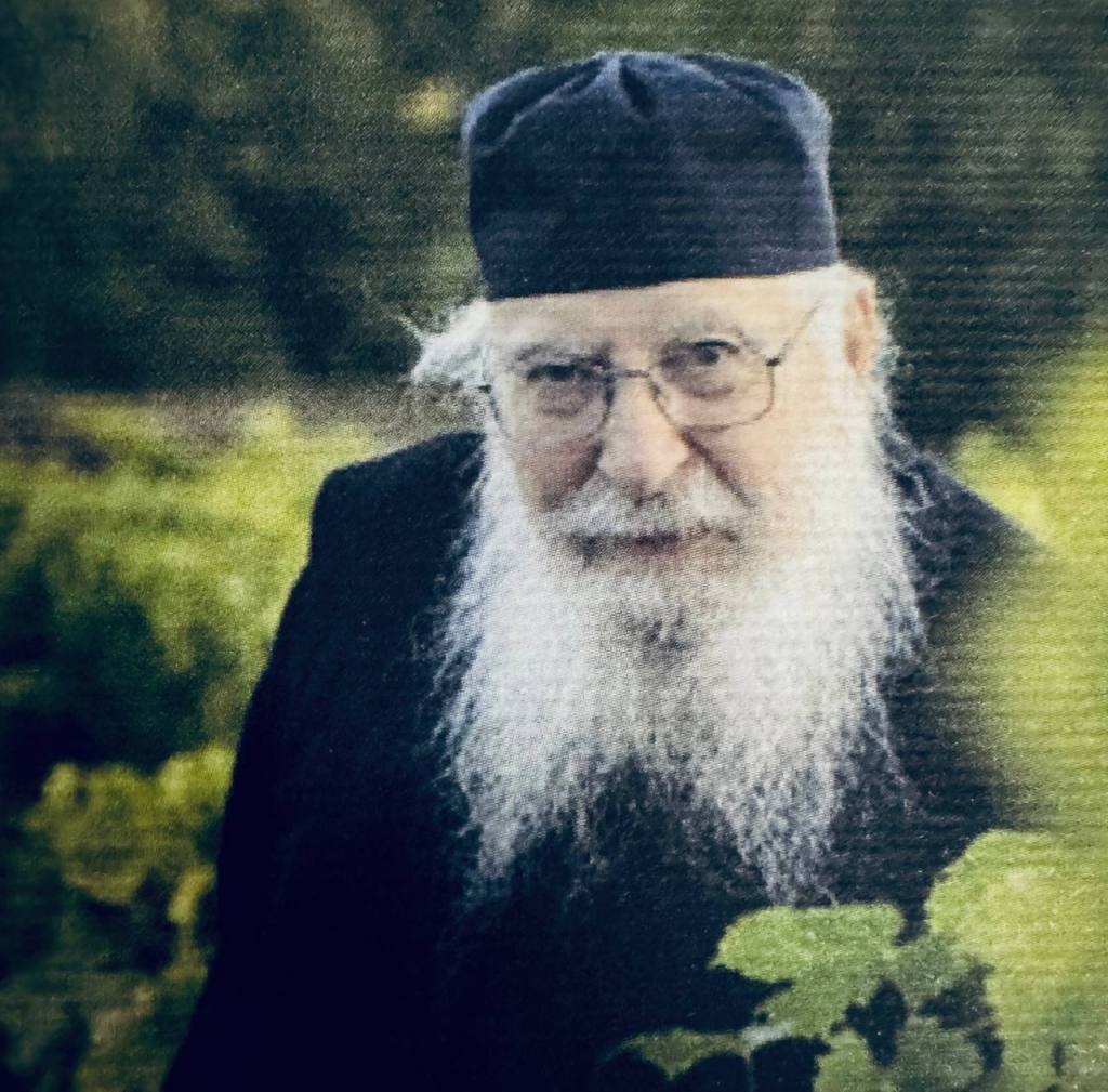 Προσανατολισμός προς το ουσιώδες,την ταπείνωση.